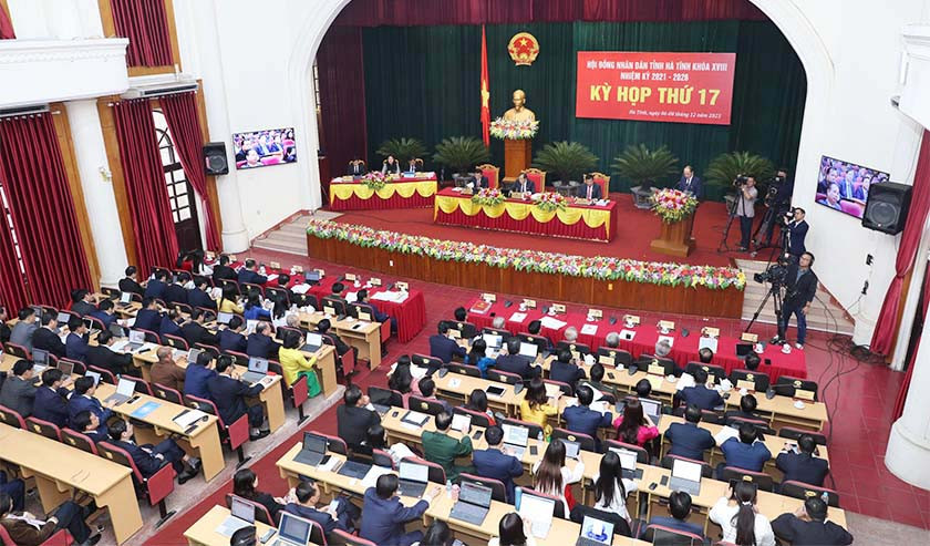 Toàn cảnh kỳ họp thứ 17 HĐND tỉnh Hà Tĩnh khóa XVIII.