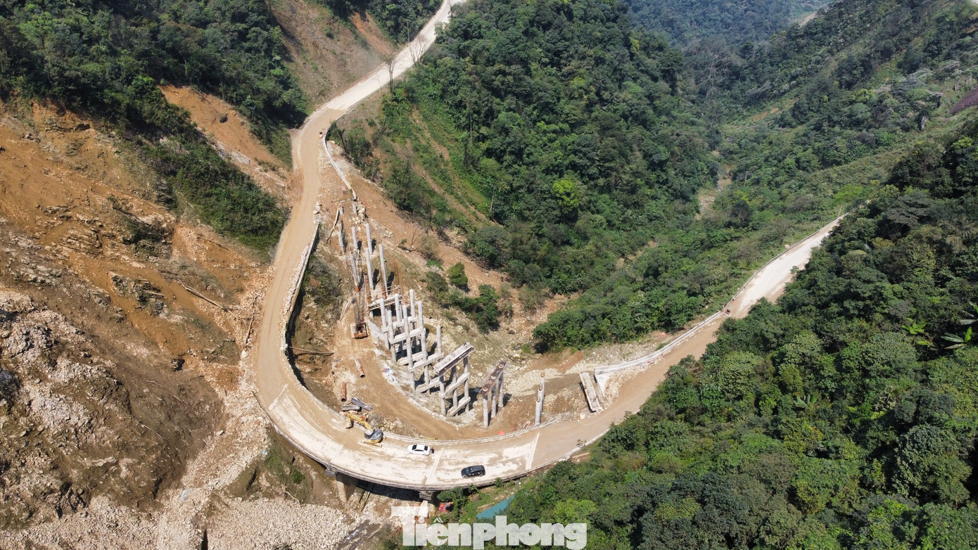 Sau thời gian dài xuống cấp, tuyến đường này đang được nâng cấp mở rộng với tổng mức đầu tư hơn 1.660 tỷ đồng gồm 12 gói thầu xây lắp. Dự án khởi công năm 2014, dự kiến hoàn thành năm 2024.