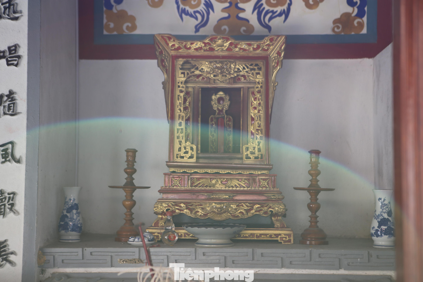 Những cổ vật độc đáo có tuổi đời hơn 300 năm, qua bao đổi thay của lịch sử luôn được các thế hệ người dân cũng như con cháu dòng họ Đinh Nho trân trọng bảo tồn.