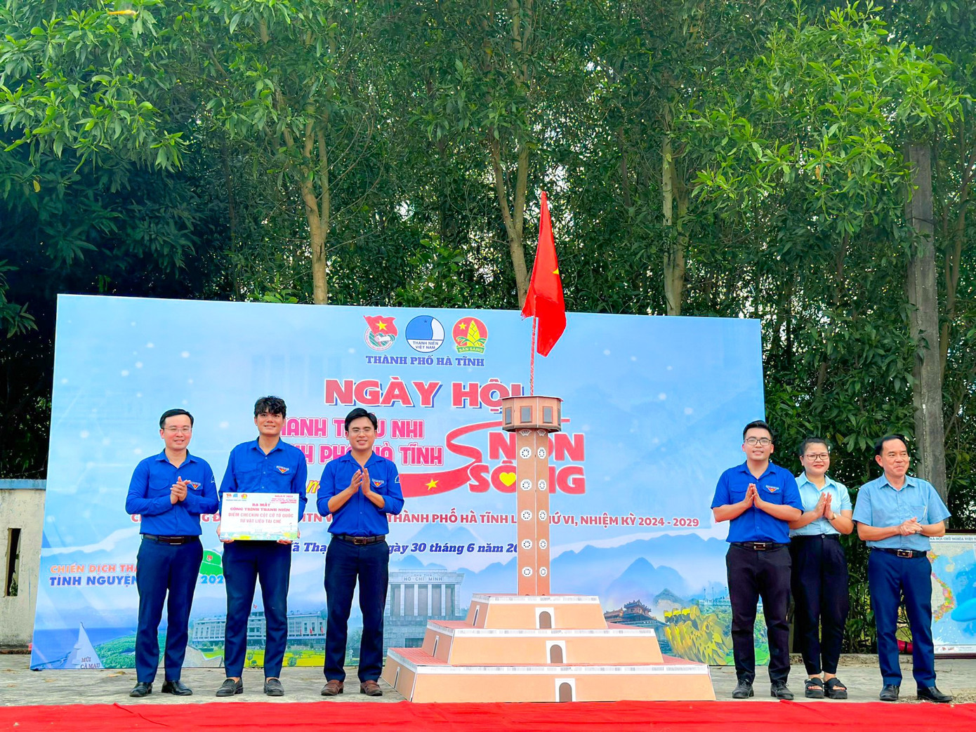 Tại ngày hội, Thành Đoàn đã ra mắt công trình mô phỏng cột cờ Hà Nội do Đoàn xã Thạch Bình thực hiện. Cột cờ này được lực lượng đoàn viên thanh niên thực hiện từ vật liệu tái chế.