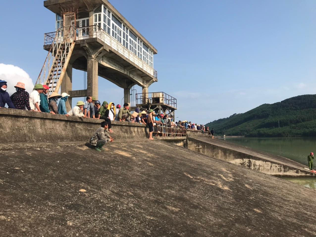 Hiện trường nơi xảy ra vụ đuối nước.