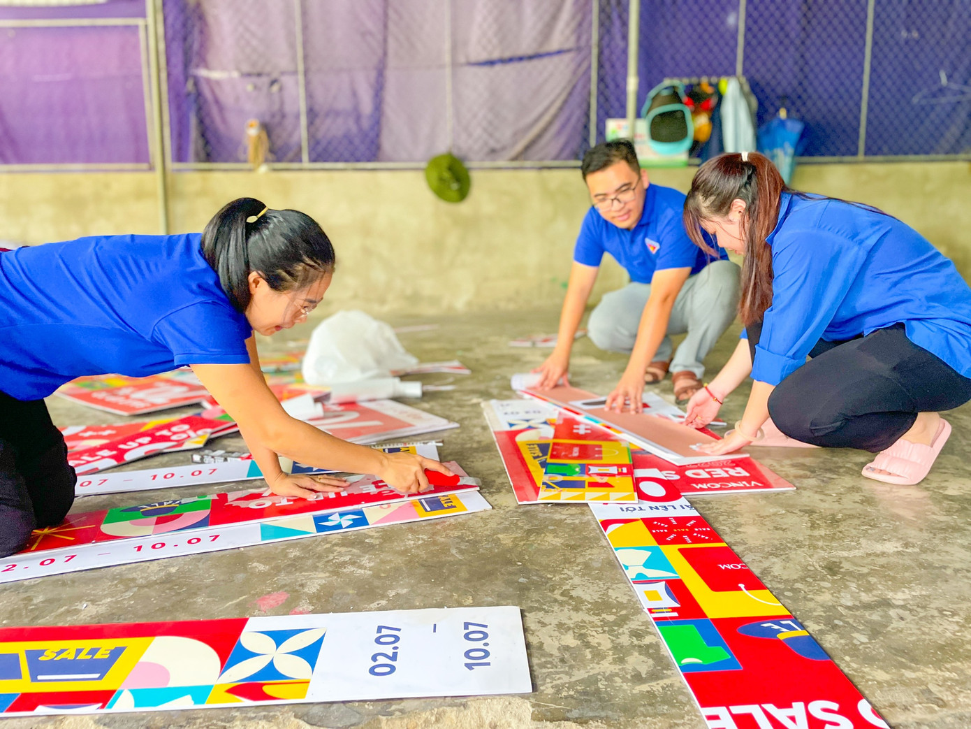 Hưởng ứng ngày hội, Đoàn xã Thạch Bình cũng tổ chức các hoạt động: thu gom nguồn nhựa, lên ý tưởng thiết kế, tái chế các thanh sắt cũ nhằm chung tay giảm thiểu rác thải nhựa.