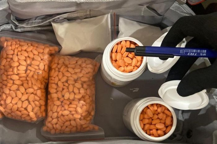 Tang vật công an thu giữ. Tang vật công an thu giữ.