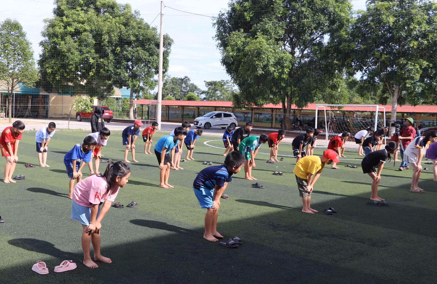Chi đoàn Công an huyện Vũ Quang phối hợp với Đoàn Thanh niên thị trấn Vũ Quang, trường THCS Phan Đình Phùng, trường Tiểu học thị trấn Vũ Quang tổ chức lớp bơi cho 70 em học sinh.