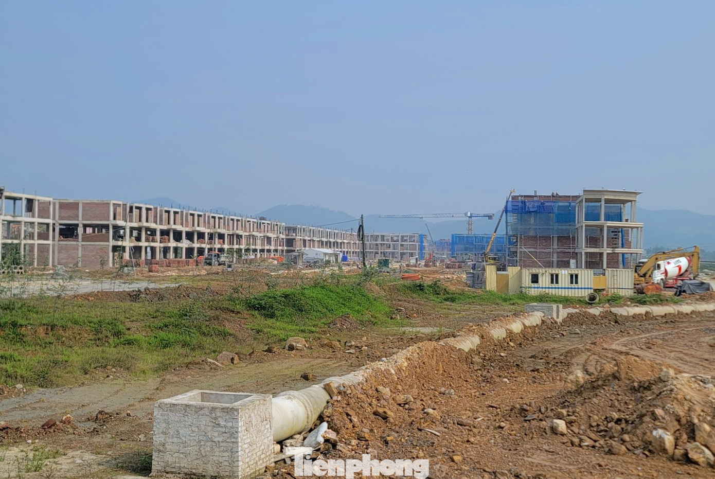 Dự án được xây dựng trên quy mô diện tích 10,8ha, thuộc địa phận thị trấn Phố Châu và xã Sơn Trung (huyện Hương Sơn). Mục tiêu của dự án là hoàn thiện khu dân cư đô thị đã được quy hoạch, nâng cao lợi thế về quỹ đất ở địa phương, sử dụng hợp lý để xây dựng nhà ở thương mại và dịch vụ có hạ tầng kỹ thuật đồng bộ, góp phần tạo nguồn lực phát triển kinh tế địa phương.