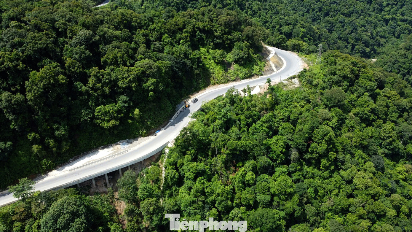 Theo Ban Quản lý dự án 4 (Chủ đầu tư dự án), trong 12 gói, hiện chỉ còn 3 gói thầu đang hoàn thành, dự kiến sẽ về đích trong năm nay.