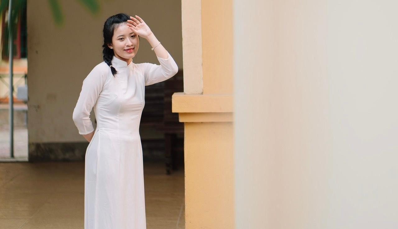 Thủ khoa khối D01 tự nhận mình là người lười học. Thủ khoa khối D01 tự nhận mình là người lười học.