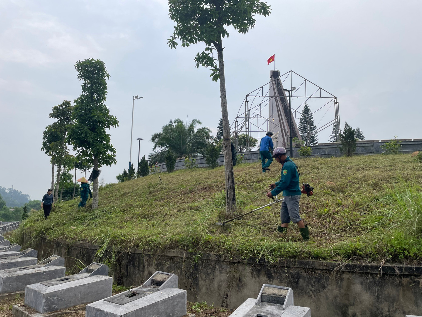 Hà Tĩnh đang gấp rút triển khai kế hoạch, chuẩn bị tốt các điều kiện để đón nhận, an táng các hài cốt liệt sĩ hy sinh tại Lào về nước.