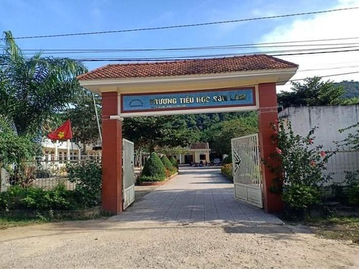 Trưởng Tiểu học Sơn Lâm nơi xảy ra sự việc.