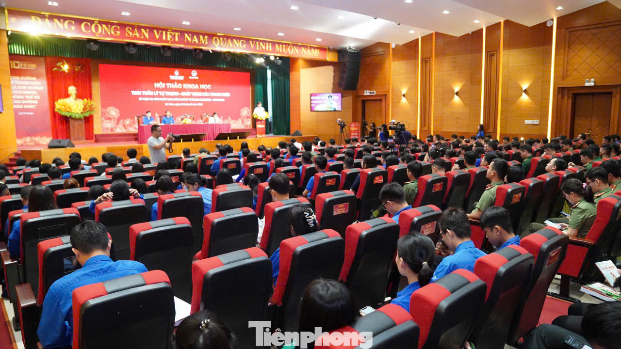 Kỷ niệm 110 năm ngày sinh anh Lý Tự Trọng (20/10/1914 - 20/10/2024), T.Ư Đoàn phối hợp với Tỉnh Hà Tĩnh tổ chức Hội thảo khoa học “Tinh thần Lý Tự Trọng - Khát vọng của thanh niên”.