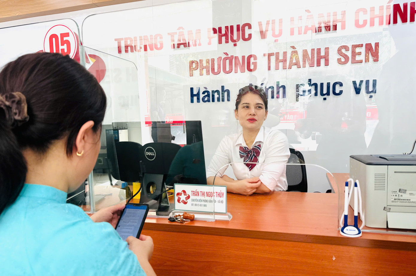 Trung tâm phục vụ Hành chính công phường Thành Sen. Trung tâm phục vụ Hành chính công phường Thành Sen.