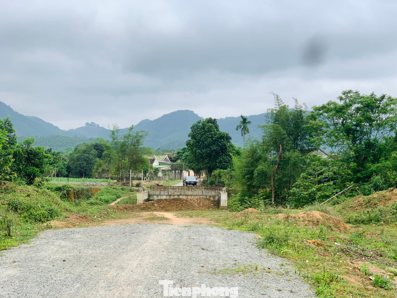 Tháng 8/2021, dự án đường giao thông liên xã Ngọc Sơn – Lưu Vĩnh Sơn (huyện Thạch Hà, tỉnh Hà Tĩnh) được khởi công xây dựng. Dự án với tổng nguồn vốn gần 11 tỷ đồng, do Ban Quản lý đầu tư xây dựng huyện Thạch Hà làm chủ đầu tư; liên danh Công ty CP tư vấn và xây dựng Tân Bình - Công ty CP Đầu tư và xây dựng công trình 468 thi công.