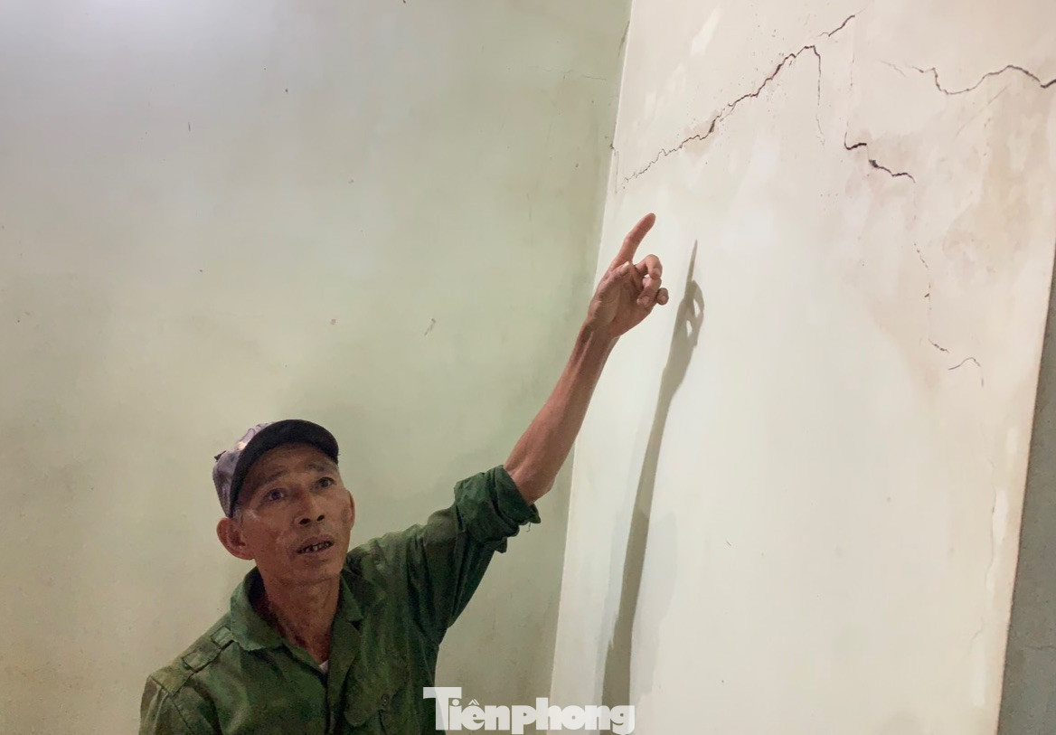 Người dân cho rằng việc áp giá đền bù thấp, trong khi đó thiệt hại lớn.