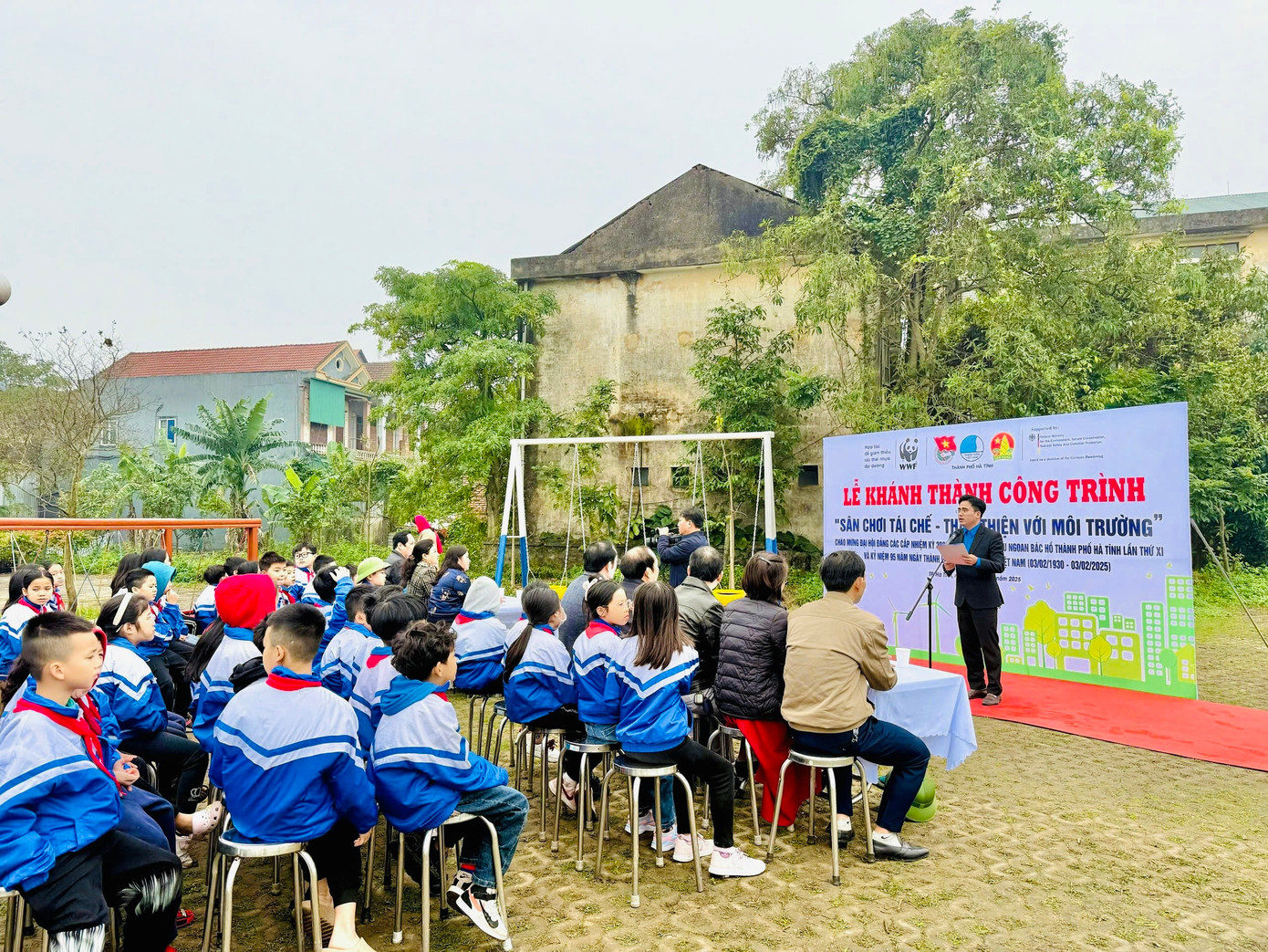 Công trình được triển khai xây dựng từ tháng 11/2024, quy mô rộng gần 2.000 m2 tại tổ dân phố 8, phường Bắc Hà. Công trình được triển khai xây dựng từ tháng 11/2024, quy mô rộng gần 2.000 m2 tại tổ dân phố 8, phường Bắc Hà.