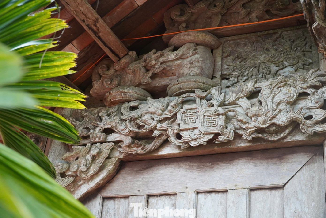 Những tác phẩm điêu khắc độc đáo, tinh xảo giúp tam quan đền Cả Tổng Du Đồng được đánh giá là một trong những công trình kiến trúc nghệ thuật bậc nhất Hà Tĩnh thời phong kiến còn lưu lại đến nay.