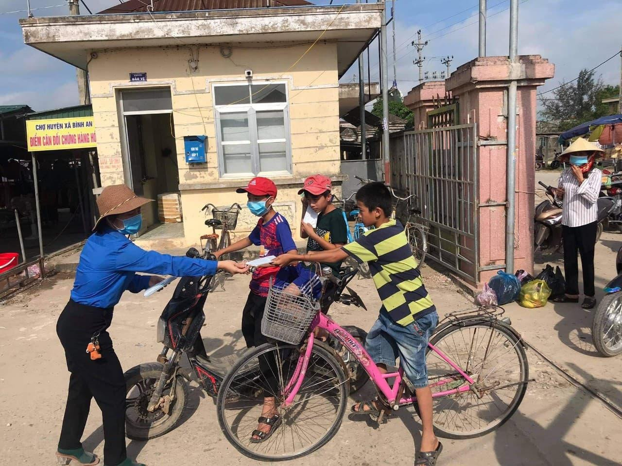 Thời gian tới, xác định tình hình dịch bệnh COVID-19 sẽ diễn biến khó lường, Ban Thường vụ Tỉnh đoàn tiếp tục chỉ đạo các cấp bộ Đoàn tích cực, sáng tạo, phát huy tinh thần xung kích của thanh niên trong nhiệm vụ phòng chống dịch