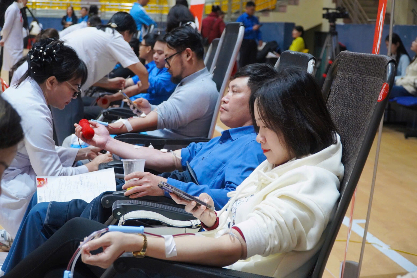 Ngày hội với mục đích nhằm chung tay khắc phục tình trạng khan hiếm máu, kịp thời cấp cứu điều trị bệnh nhân trong dịp Tết Nguyên đán năm 2025. Ngày hội với mục đích nhằm chung tay khắc phục tình trạng khan hiếm máu, kịp thời cấp cứu điều trị bệnh nhân trong dịp Tết Nguyên đán năm 2025.