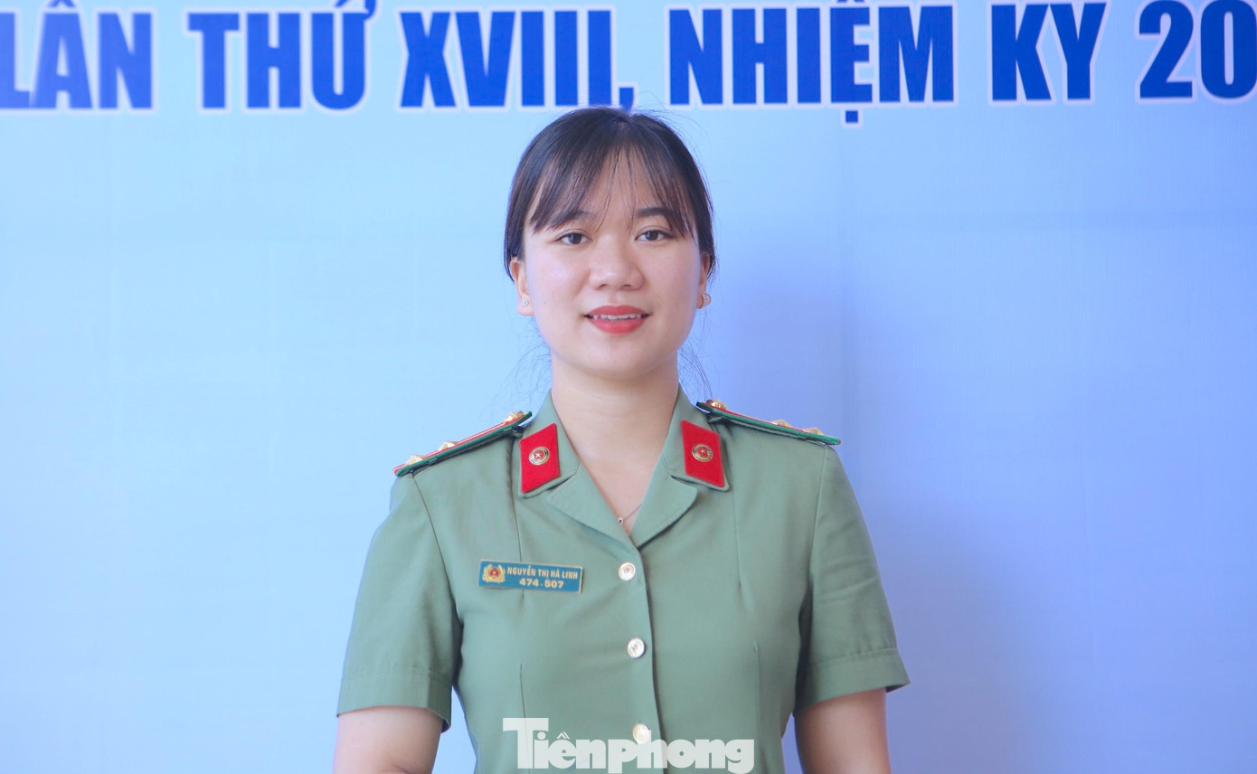 Đại biểu Nguyễn Thị Hà Linh - Phó Bí thư Đoàn Công an TP Hà Tĩnh. Đại biểu Nguyễn Thị Hà Linh - Phó Bí thư Đoàn Công an TP Hà Tĩnh.