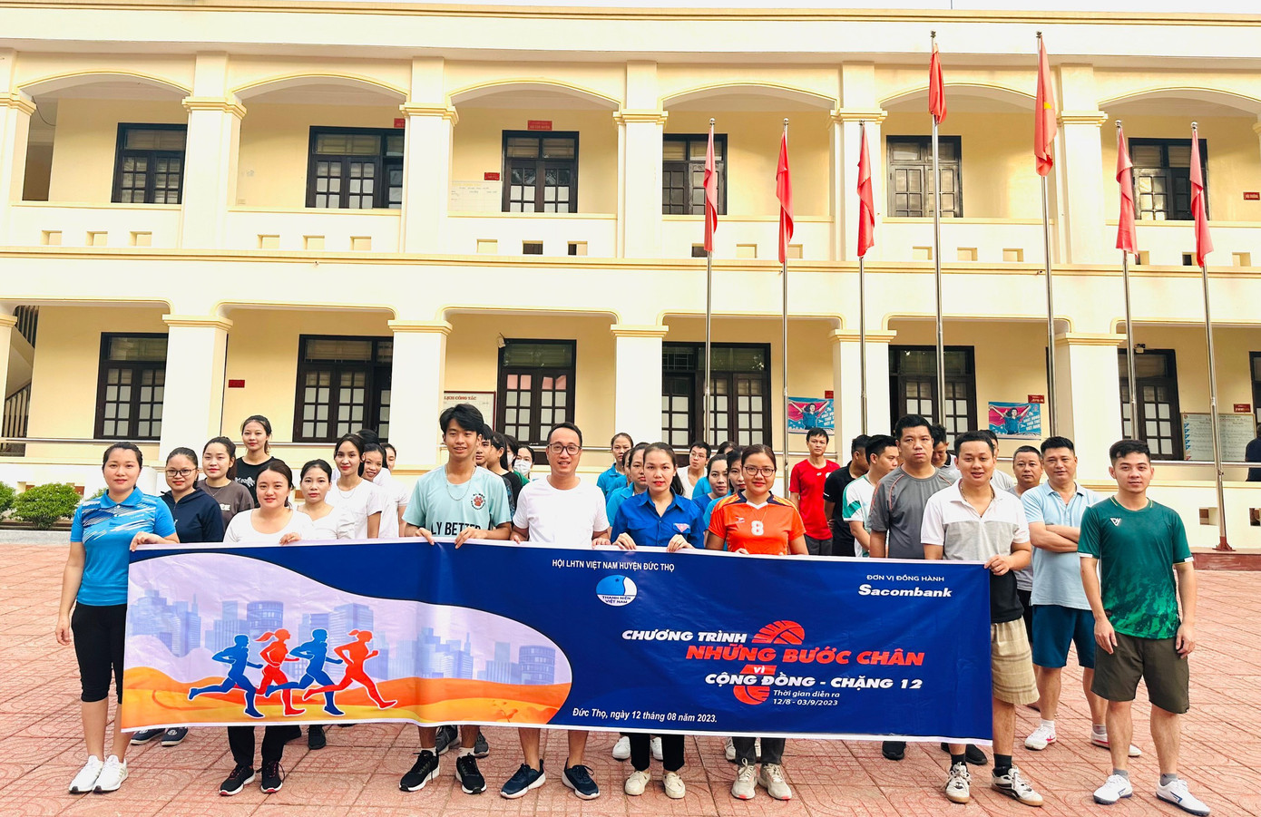 Chương trình "Những bước chân cộng đồng" tại huyện Đức Thọ.