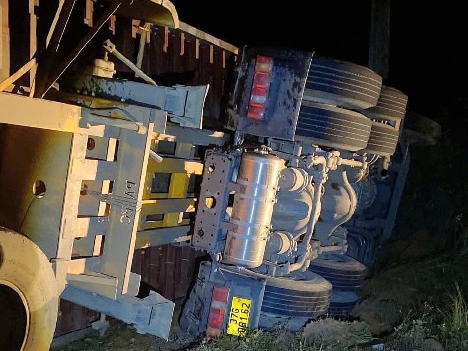 Hiện trường vụ tai nạn giao thông. Hiện trường vụ tai nạn giao thông.