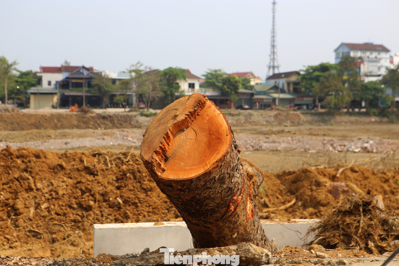 Đây là nguồn vốn vay của cơ quan Phát triển Pháp (AFD), vốn viện trợ không hoàn lại của Liên minh Châu Âu và nguồn vốn đối ứng. Trong đó, vốn đối ứng trên 129 tỷ đồng.