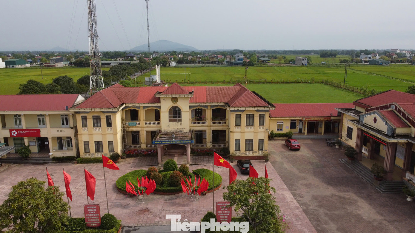 Xã Thạch Lạc mới được thành lập trên cơ sở sáp nhập các xã Tượng Sơn, Thạch Lạc và Thạch Thắng. Sau khi sáp nhập đơn vị hành chính, trụ sở UBND xã Tượng Sơn sẽ được lựa chọn làm trung tâm hành chính mới sau sắp xếp.