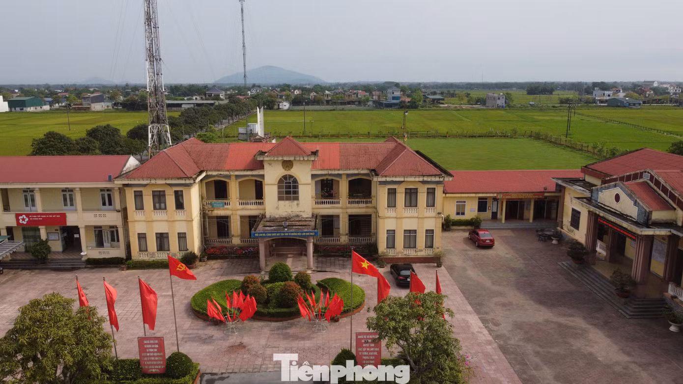 Xã Thạch Lạc mới được thành lập trên cơ sở sáp nhập các xã Tượng Sơn, Thạch Lạc và Thạch Thắng. Sau khi sáp nhập đơn vị hành chính, trụ sở UBND xã Tượng Sơn sẽ được lựa chọn làm trung tâm hành chính mới sau sắp xếp.