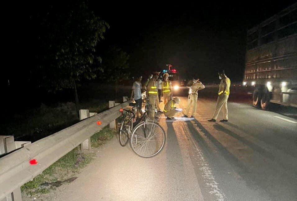 Hiện trường vụ tai nạn giao thông khiến một người tử vong.