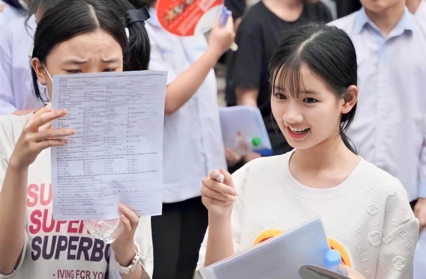 Kỳ thi vào lớp 10 THPT không chuyên và THPT Chuyên Hà Tĩnh năm học 2023 - 2024 diễn ra vào ngày 6 và 7/6/2023 với gần 17.000 thí sinh đăng ký dự thi.