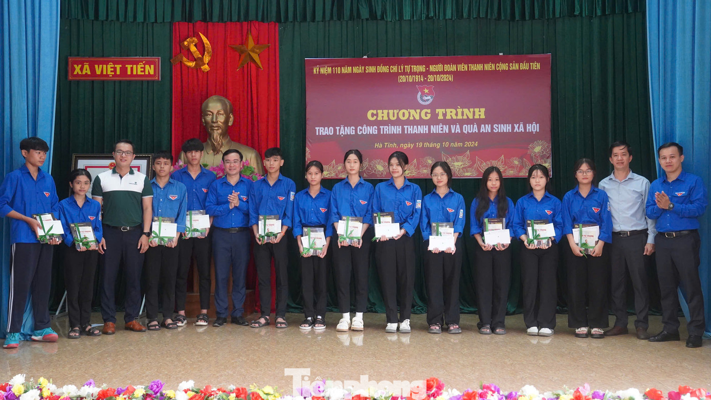 Đây là sự động viên để các em học sinh Hà Tĩnh cố gắng vươn lên trong học tập và cuộc sống.