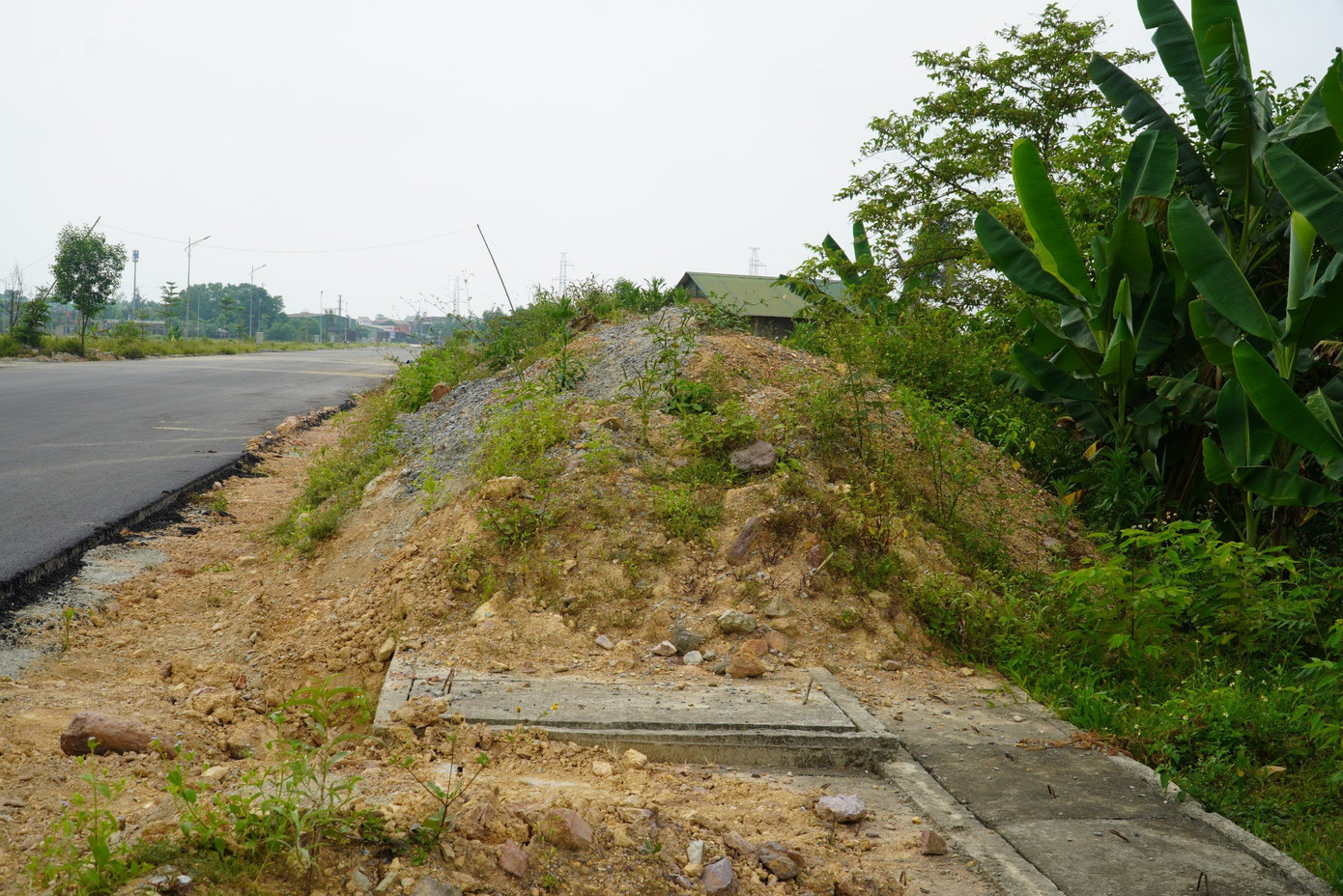 Do vướng mặt bằng nên thời gian qua, chủ đầu tư đã nhiều lần đề xuất xin gia hạn thời gian để thực hiện dự án.