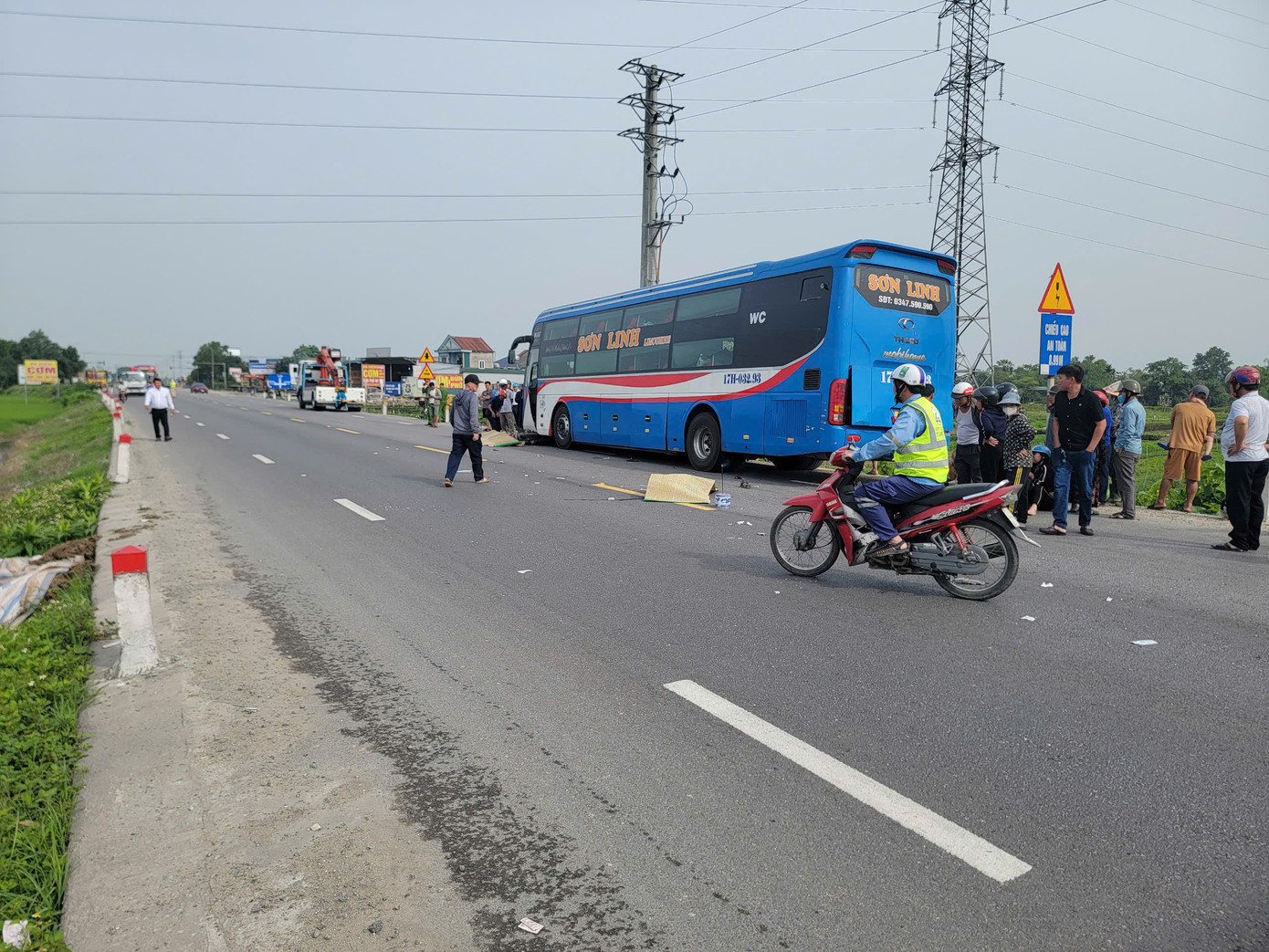 Hiện trường vụ tai nạn khiến hai người tử vong.