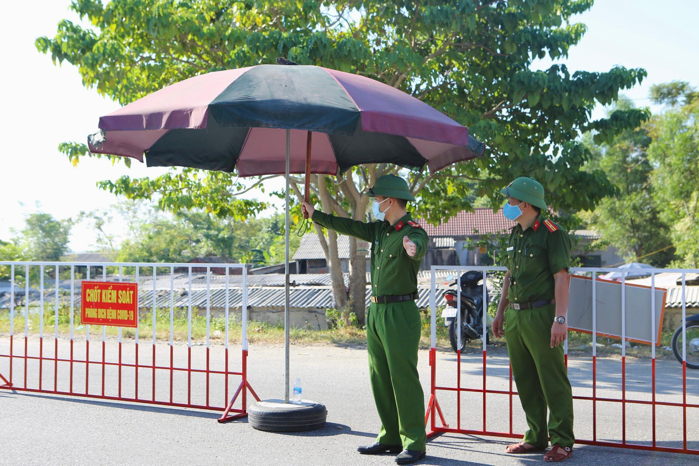 CẬP NHẬT DỊCH 21/8: Nghệ An ghi nhận 47 ca dương tính SARS-CoV-2 ảnh 26