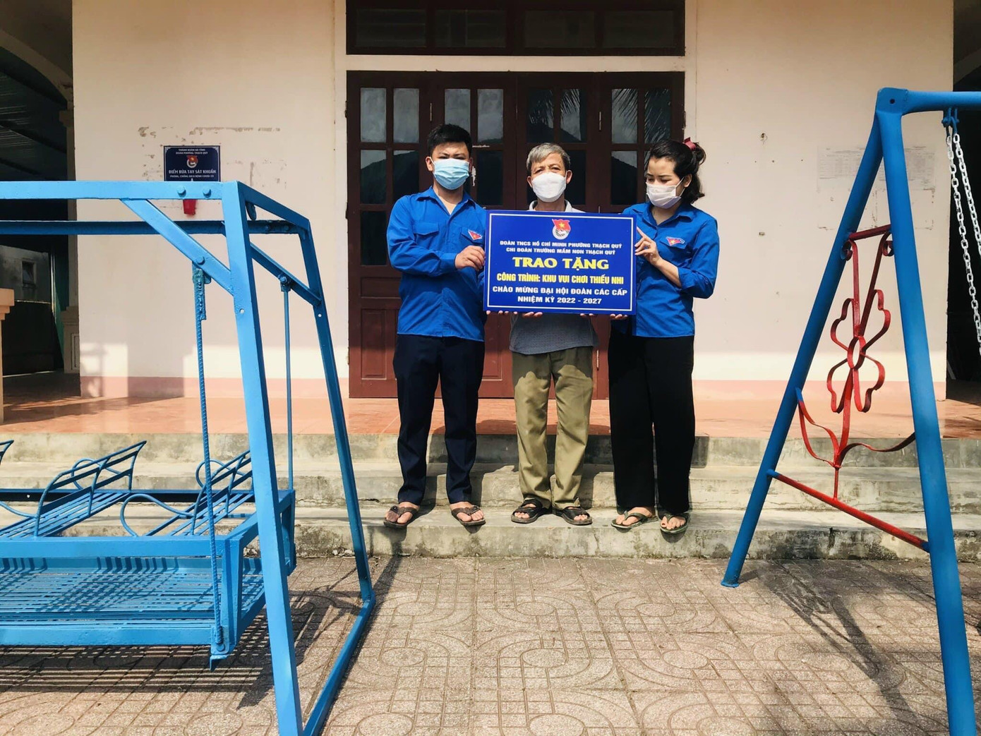 Hưởng ứng ngày Chủ nhật xanh, đoàn phường Thạch Quý (TP Hà Tĩnh) trao tặng công trình khu vui chơi thiếu nhi. Nhiều hoạt động ý nghĩa trong ngày Chủ nhật Xanh.