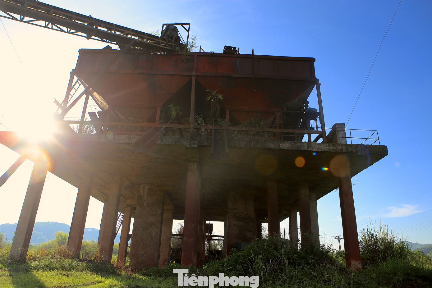 Mục đích nhà máy xây dựng nhằm cung cấp nguyên liệu cho nhà máy thép Vạn Lợi, Khu kinh tế Vũng Áng, thị xã Kỳ Anh với khối lượng 500.000 tấn quặng/năm. Tuy nhiên, từ năm 2010 nhà máy thép Vạn Lợi bị “chết yểu” vì thiếu vốn, khiến nguyên liệu mà nhà máy sản xuất ra không thể tiêu thụ.