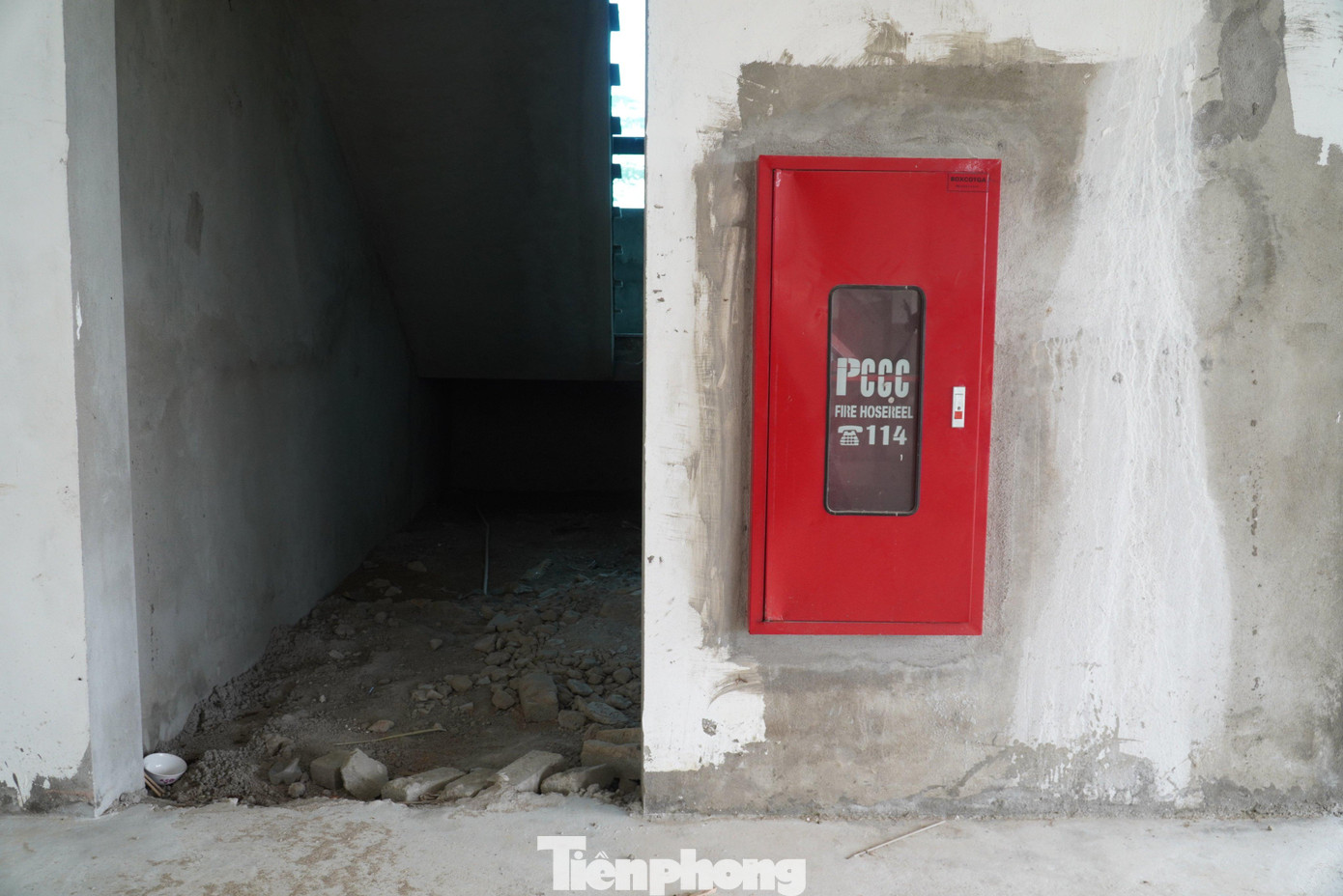 Hệ thống điện tại công trình đã được lắp đặt. Hệ thống điện tại công trình đã được lắp đặt.