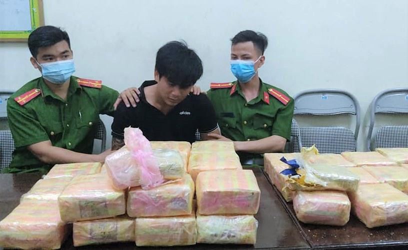 Đối tượng Đức cùng tang vật