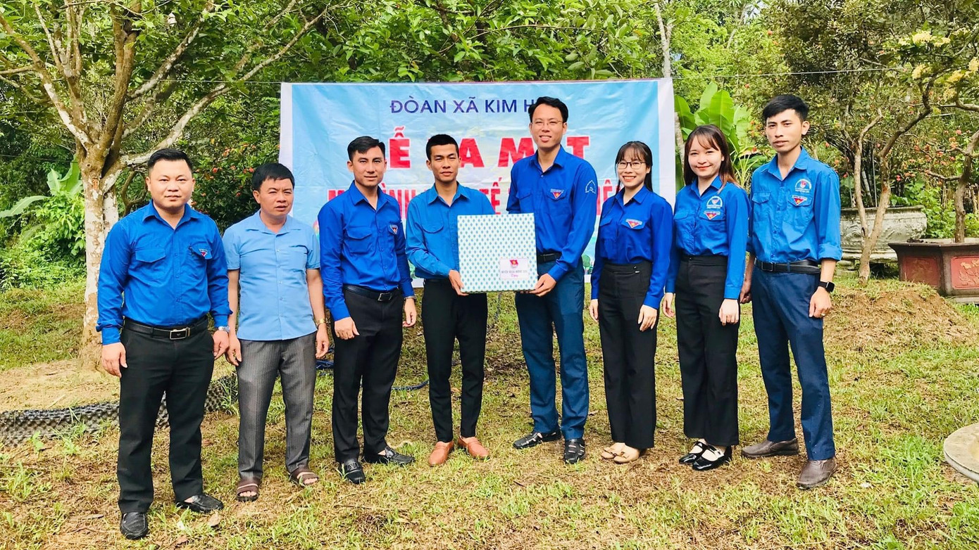 Lễ ra mắt mô hình kinh tế thanh niên tại huyện Hương Sơn.