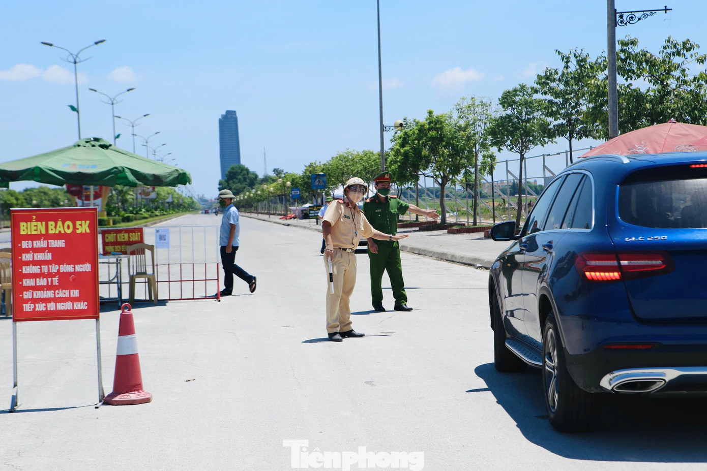 Nhiều điểm chốt ở Hà Tĩnh được kiểm soát chặt để bảo vệ vùng xanh.