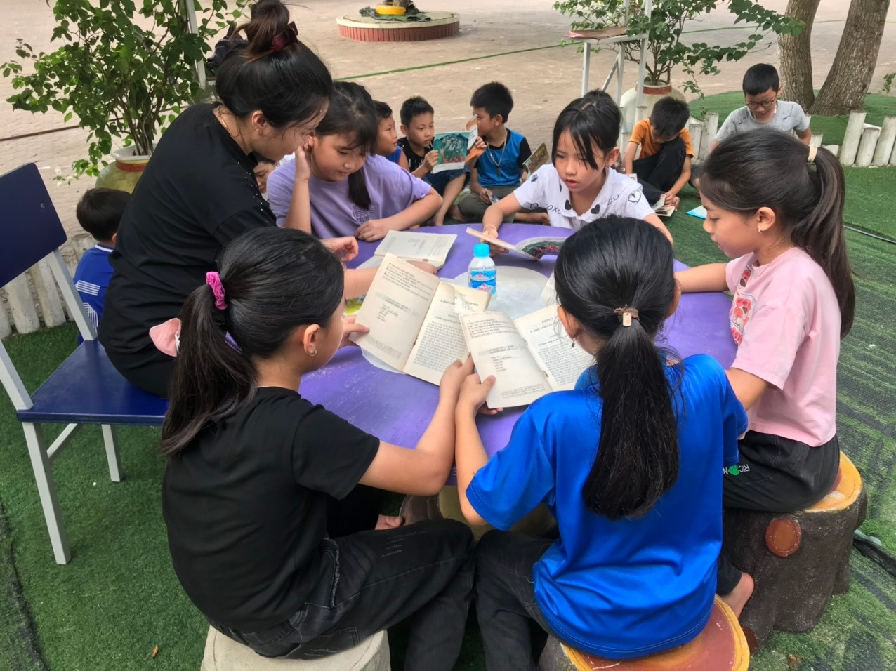 Mô hình “Hè vui cùng những trang sách" Mô hình “Hè vui cùng những trang sách"