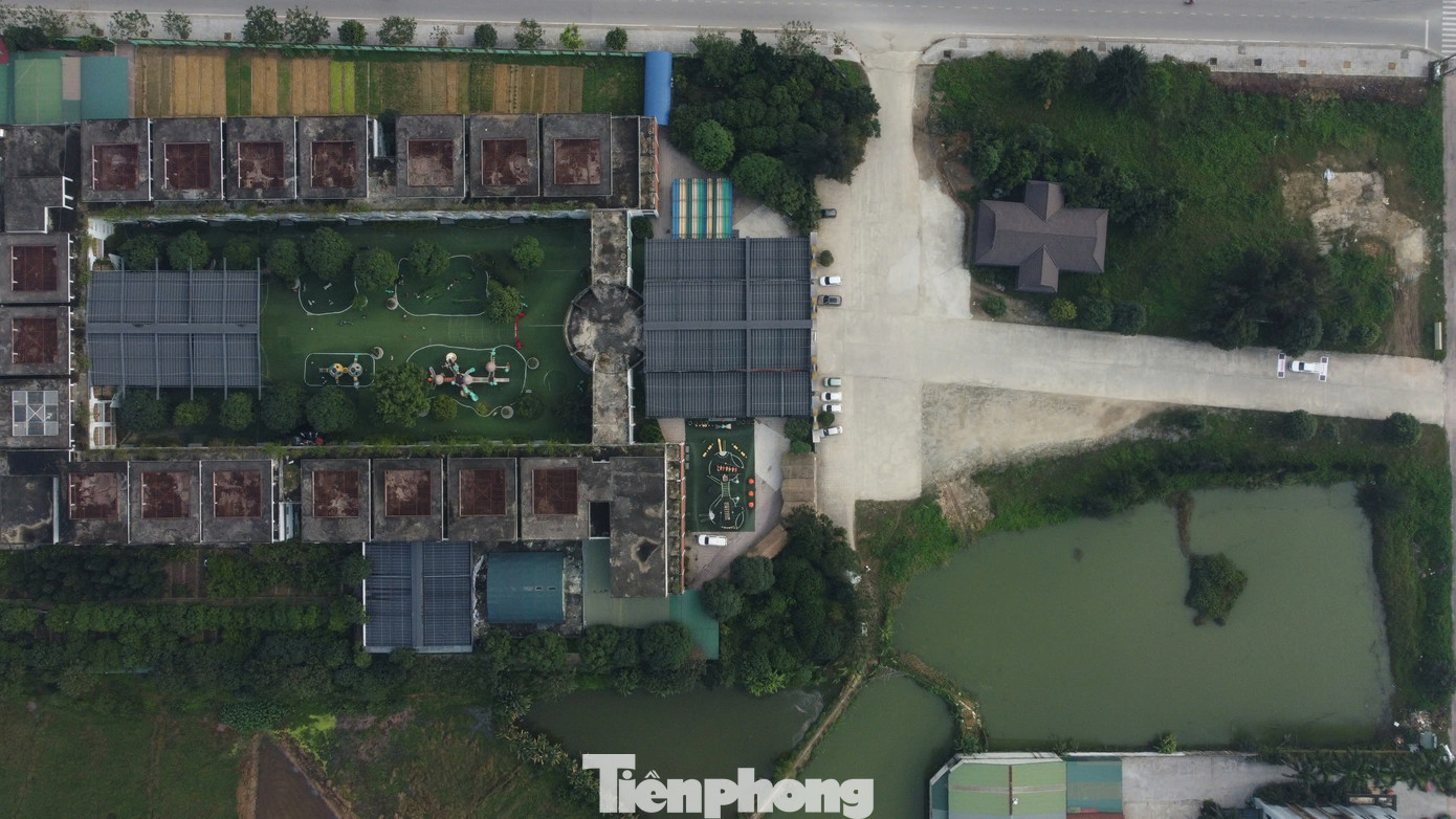 Từ năm 2021, chủ đầu tư nhiều lần xin điều chỉnh thành chung cư cao 25–30 tầng nhưng không được chấp thuận. Hiện khu "đất vàng" trên mặt đường Hàm Nghi bị bỏ hoang, cỏ mọc um tùm.