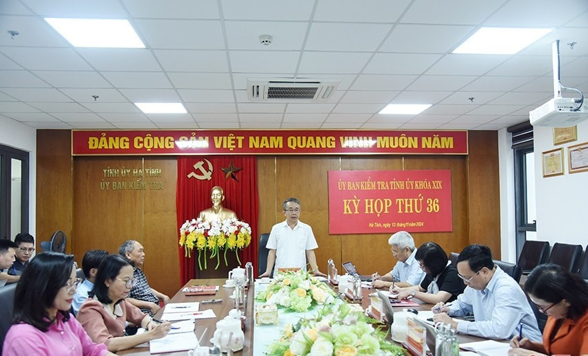 Toàn cảnh kỳ họp thứ 36, UBKT Tỉnh ủy Hà Tĩnh. Ảnh: BHT. Toàn cảnh kỳ họp thứ 36, UBKT Tỉnh ủy Hà Tĩnh. Ảnh: BHT.