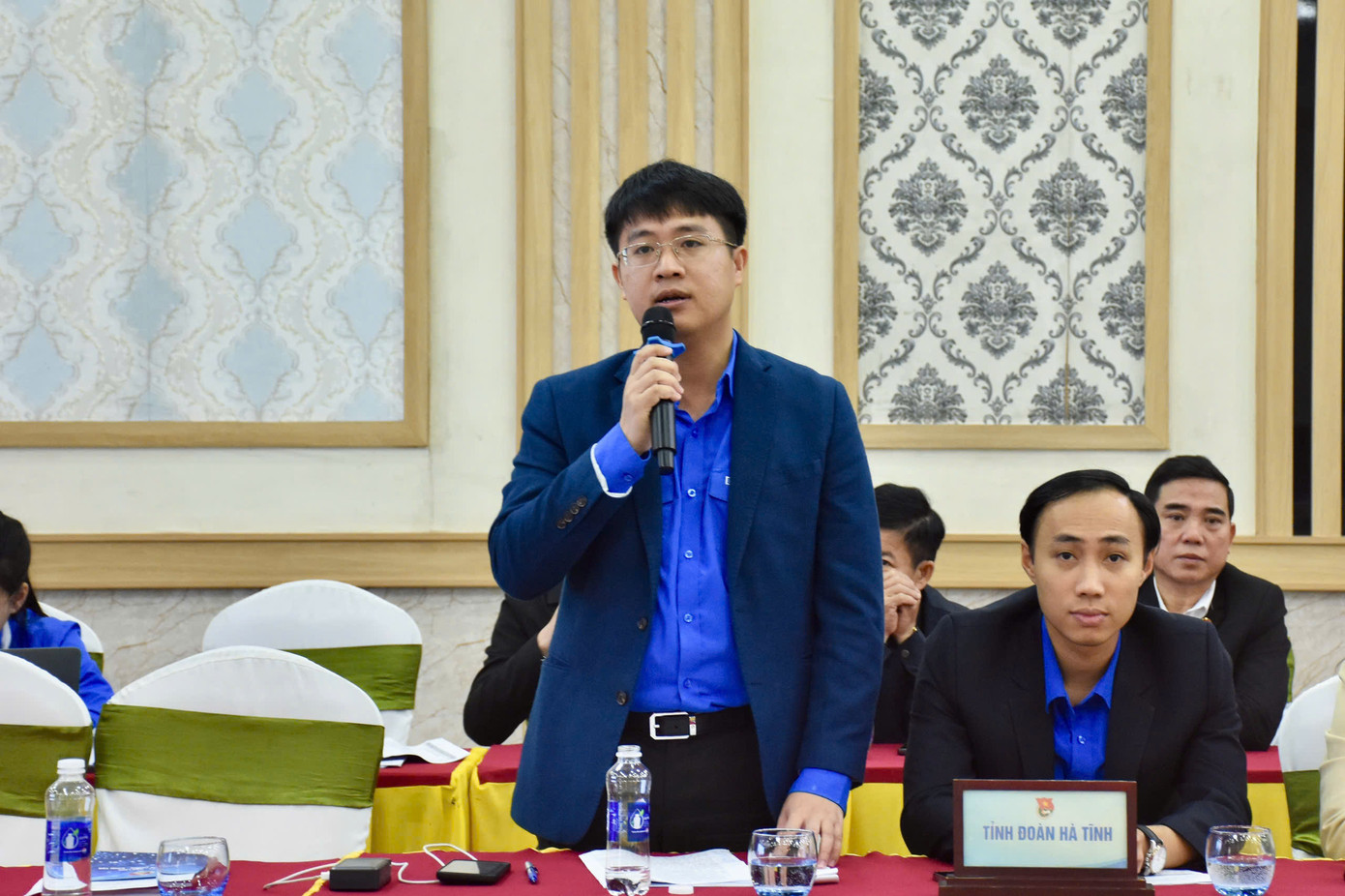 Đại diện Tỉnh Đoàn Hà Tĩnh phát biểu tại hội nghị.