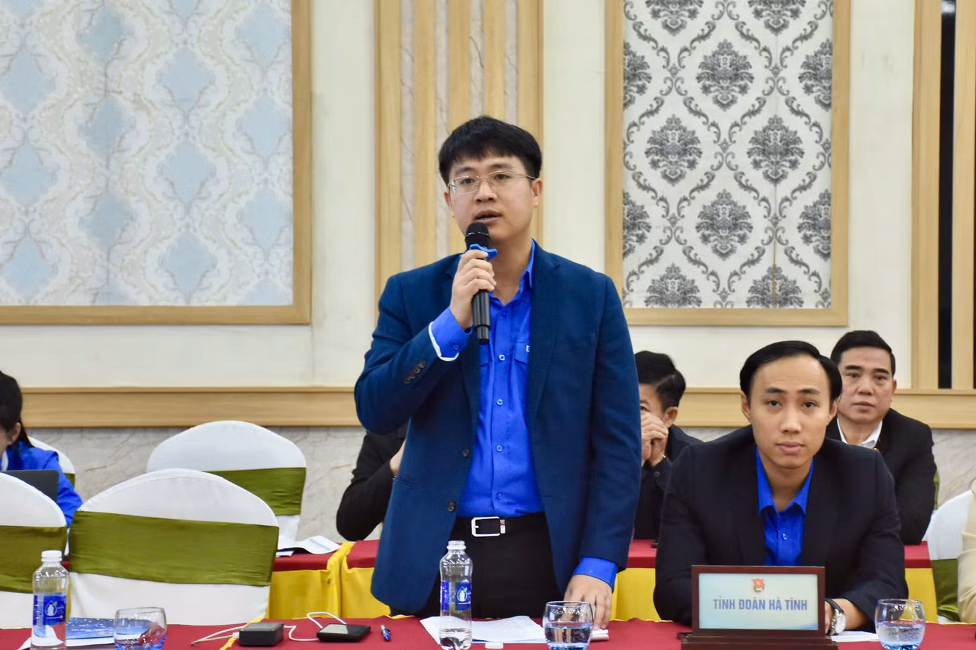 Đại diện Tỉnh Đoàn Hà Tĩnh phát biểu tại hội nghị.