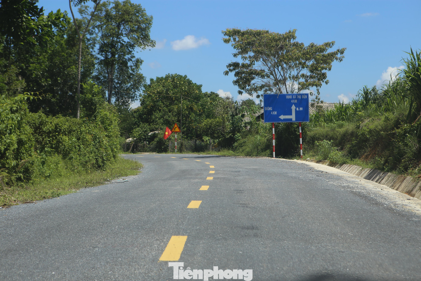 Tháng 3/2021, Tổng cục Đường bộ Việt Nam - Bộ GTVT quyết định phê duyệt xây dựng công trình sửa chữa hư hỏng nền, mặt đường, bổ sung rãnh thoát nước dọc KM85+00 - KM88+600 trên Quốc lộ 281 (xã Thọ Điền, huyện Vũ Quang, tỉnh Hà Tĩnh).