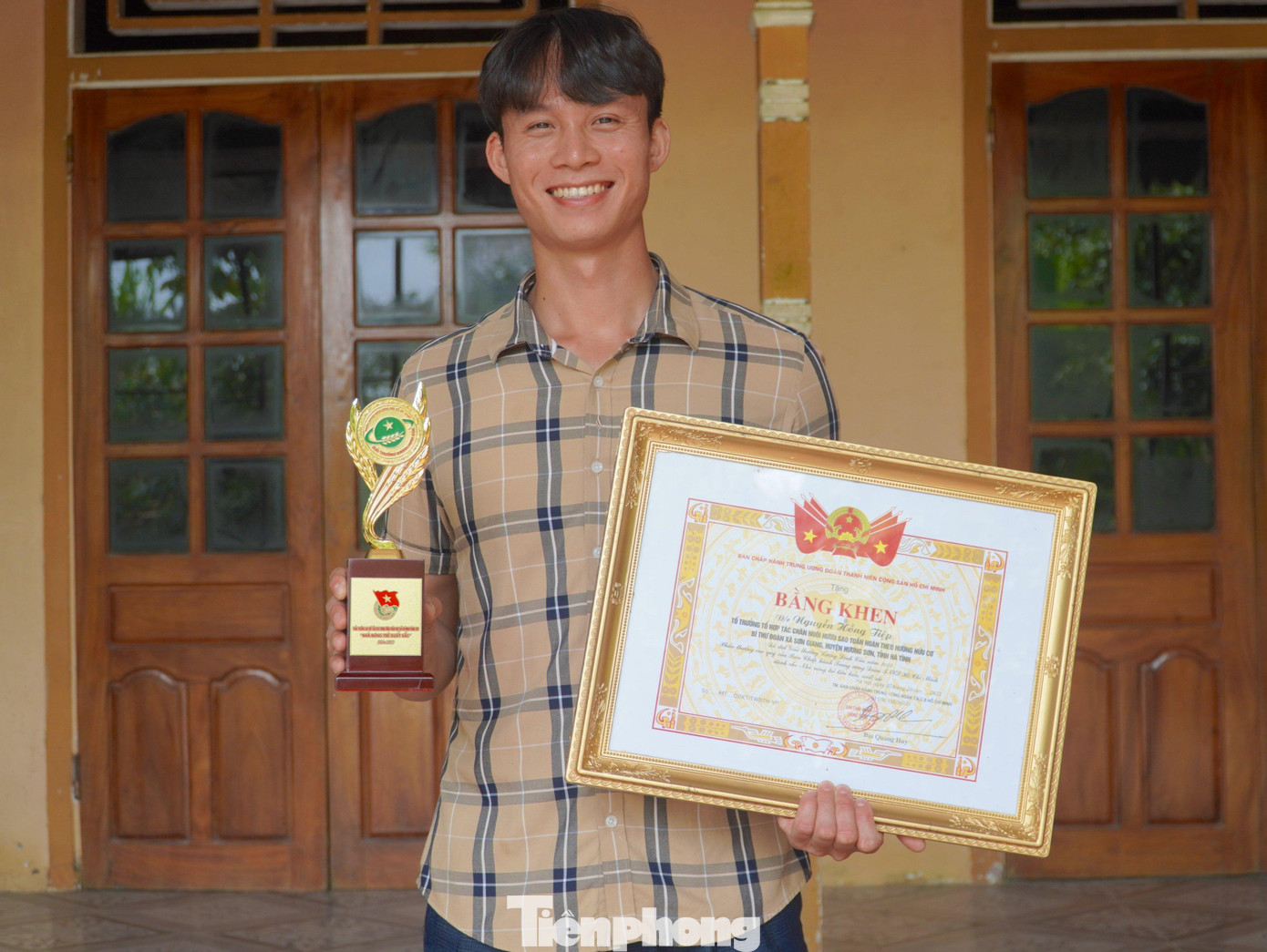 Chỉ sau mới hơn 1 năm triển khai mô hình nuôi hươu của anh Tiệp đã có bước ngoặt thành công lớn, được đánh giá cao.