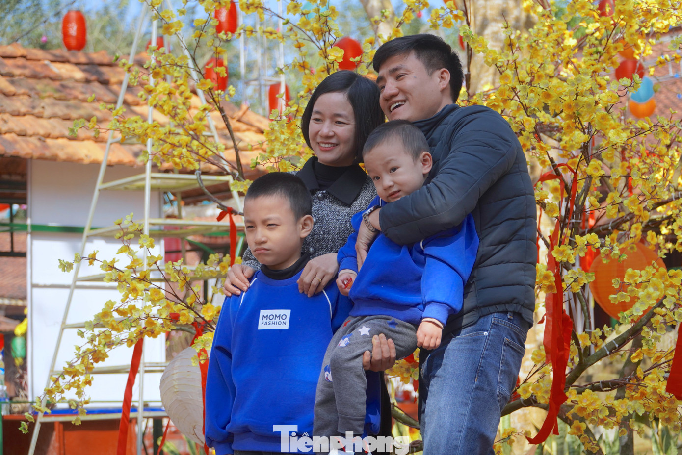 Chùa Tượng Sơn nằm bên bờ sông Ngàn Phố (huyện Hương Sơn, tỉnh Hà Tĩnh) là điểm đến du Xuân cầu may, vãn cảnh trong những ngày đầu năm mới.