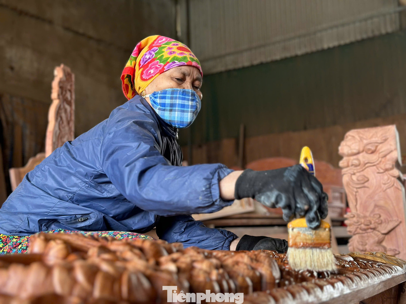 Làng mộc Thái Yên tại xã Thanh Bình Thịnh (huyện Đức Thọ, tỉnh Hà Tĩnh) là làng nghề có truyền thống khoảng 400 năm tuổi, nổi tiếng với các sản phẩm thủ công mỹ nghệ từ gỗ.