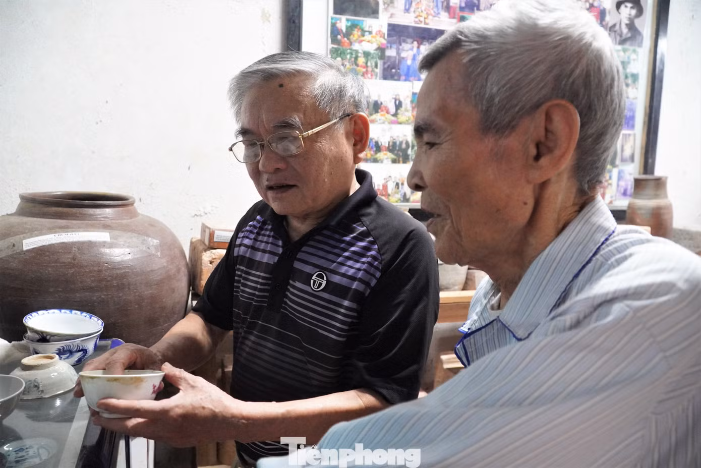 Những năm gần đây, con cháu dòng họ Lê Doãn (thôn Cẩm Trang) đã sưu tầm những sản phẩm của làng gốm xưa với mong muốn gìn giữ, bảo tồn hiện vật, giá trị văn hóa của mảnh đất này.