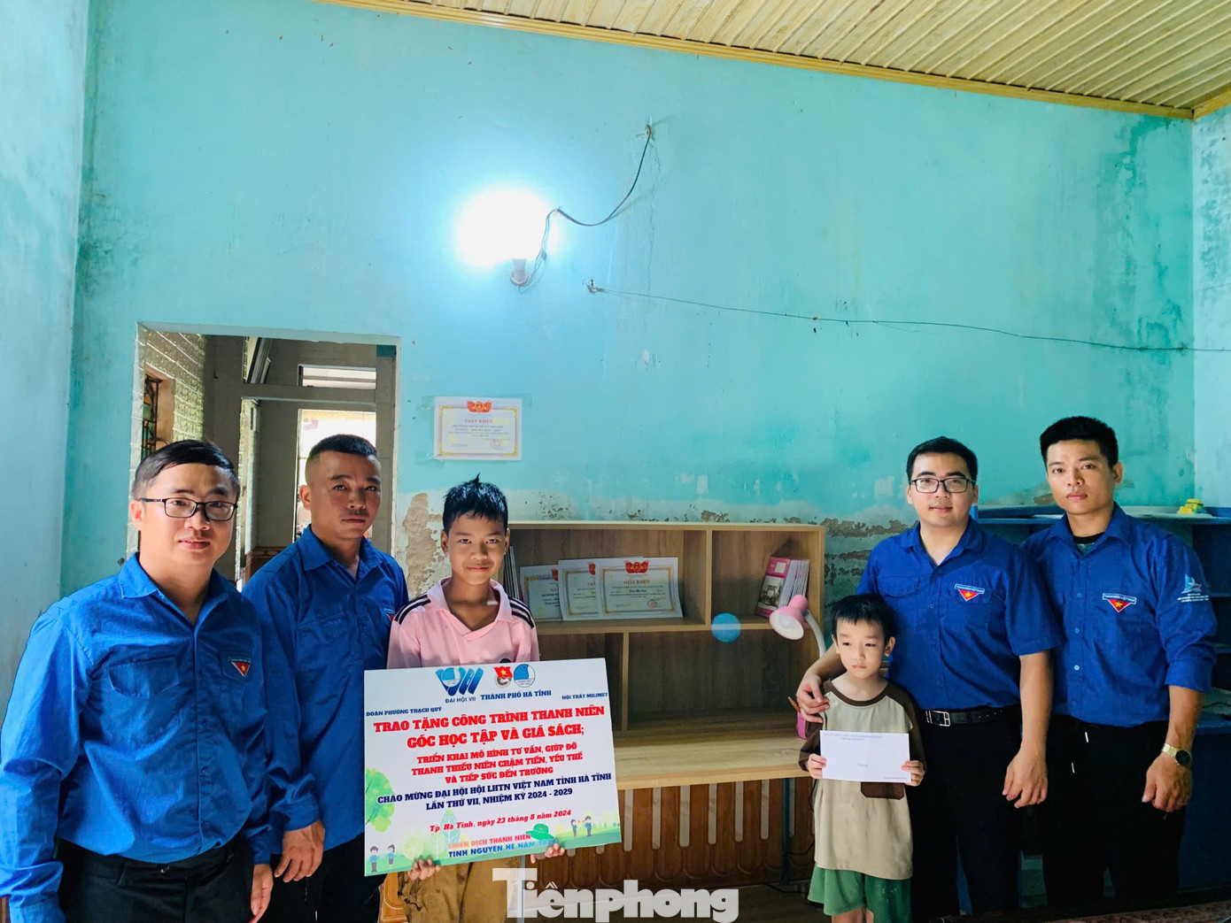 Chuẩn bị bước vào năm học mới 2024 và dịp tết Trung thu sắp tới, Ban Thường vụ Thành Đoàn Hà Tĩnh đã chỉ đạo các cơ sở đoàn trên địa bàn đồng loạt triển khai nhiều hoạt động gây quỹ nhiều ý nghĩa. Ảnh: Hoài Nam Chuẩn bị bước vào năm học mới 2024 và dịp tết Trung thu sắp tới, Ban Thường vụ Thành Đoàn Hà Tĩnh đã chỉ đạo các cơ sở đoàn trên địa bàn đồng loạt triển khai nhiều hoạt động gây quỹ nhiều ý nghĩa. Ảnh: Hoài Nam